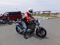 ヨシ王氏もまたね!